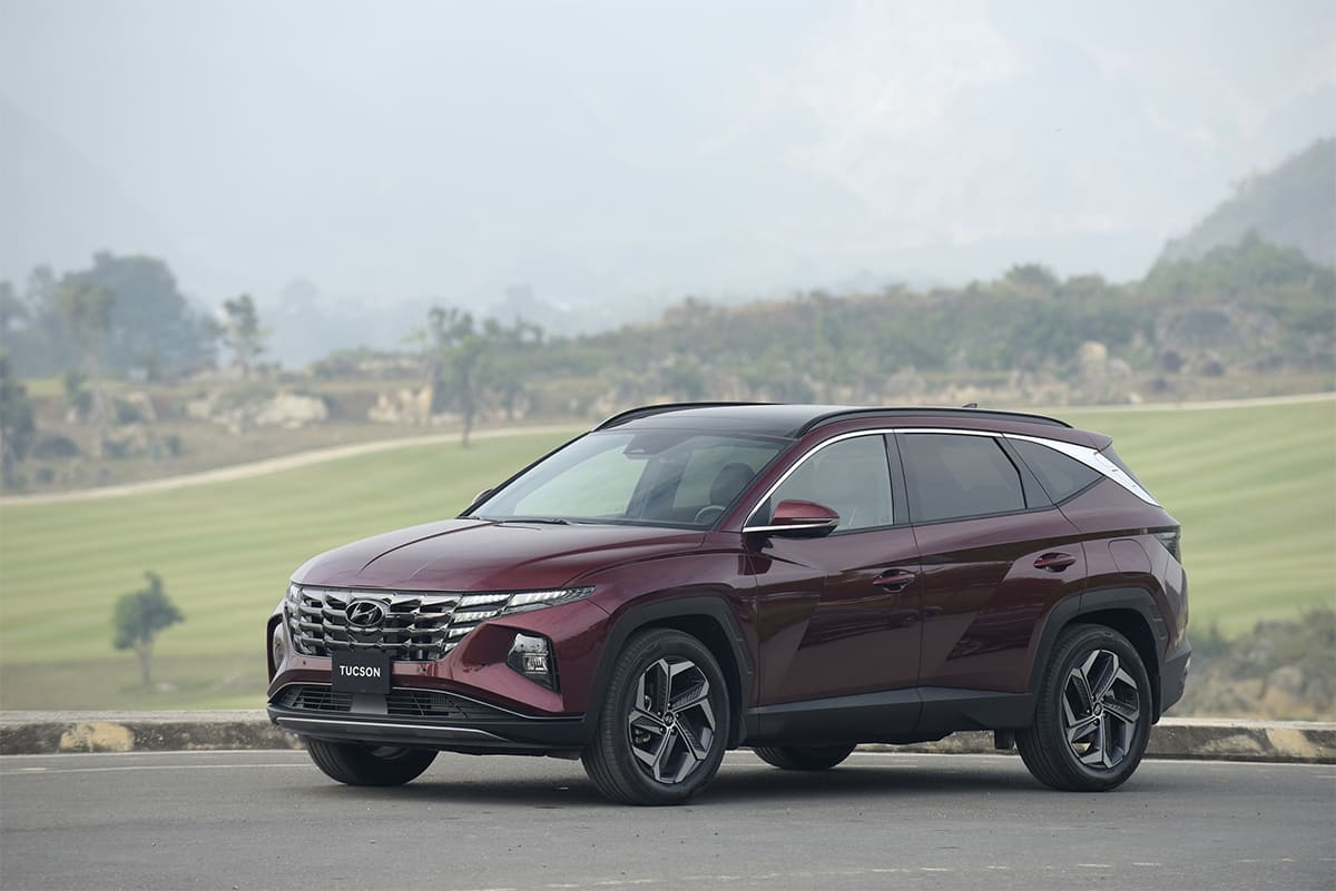 Mua Hyundai Tucson 2022: Đánh giá chi tiết và các ưu đãi hấp dẫn