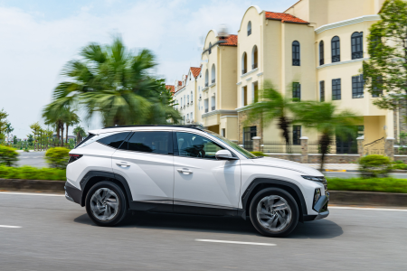 Mua Hyundai Tucson 2022: Đánh giá chi tiết và các ưu đãi hấp dẫn