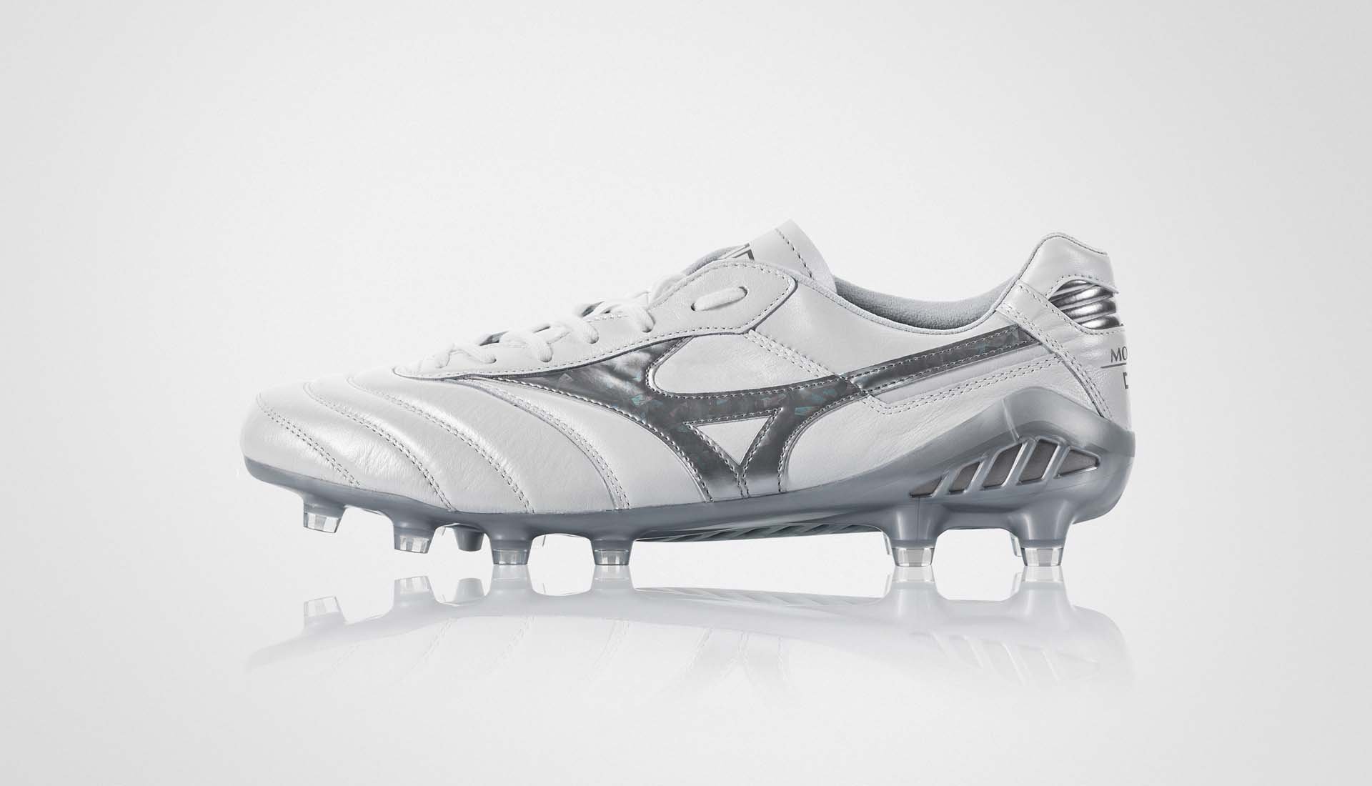 Giày Morelia Neo II Mizuno: Sự kết hợp hoàn hảo giữa công nghệ và thiết kế cổ điển